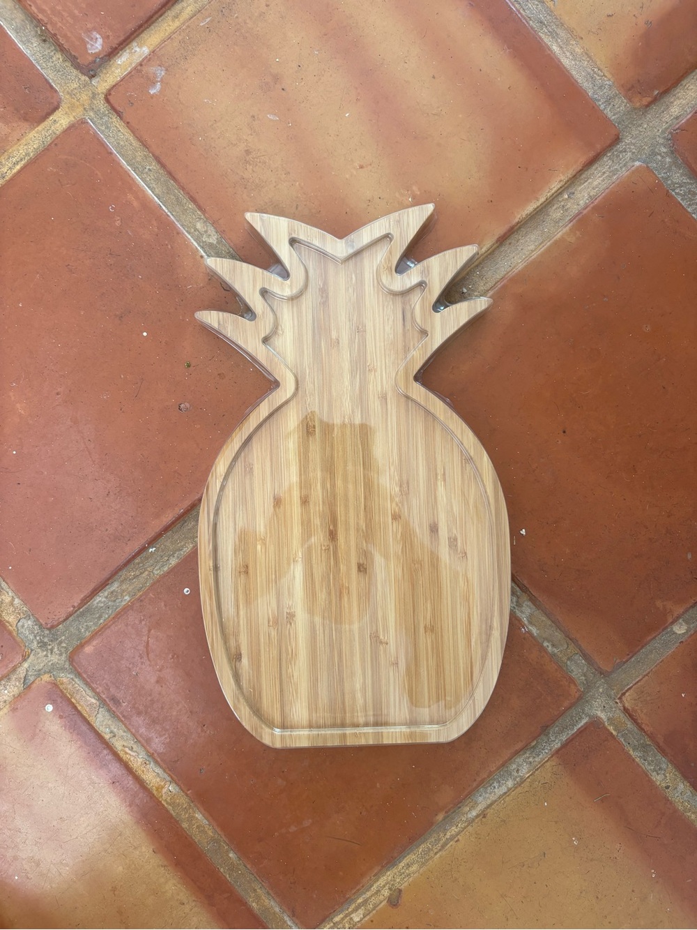 Pineapple Shaped Wood Cutting Board Charcuterie Serving Tray